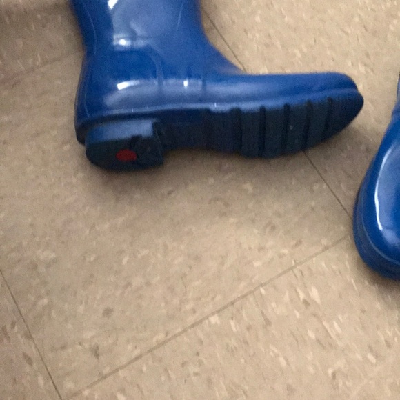 Hunter tall Rain boot-SOLD - Picture 7 of 8